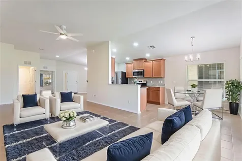 418 Del Sol Avenue Davenport FL 33837