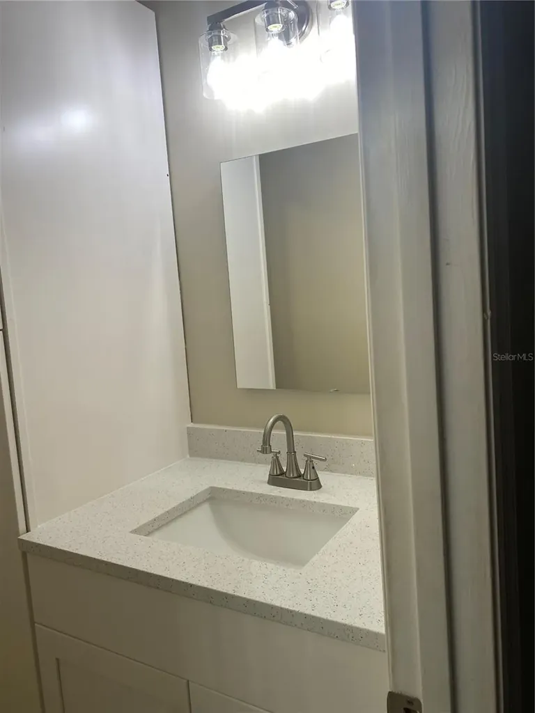 305 White Oak Drive Altamonte Springs FL 32701