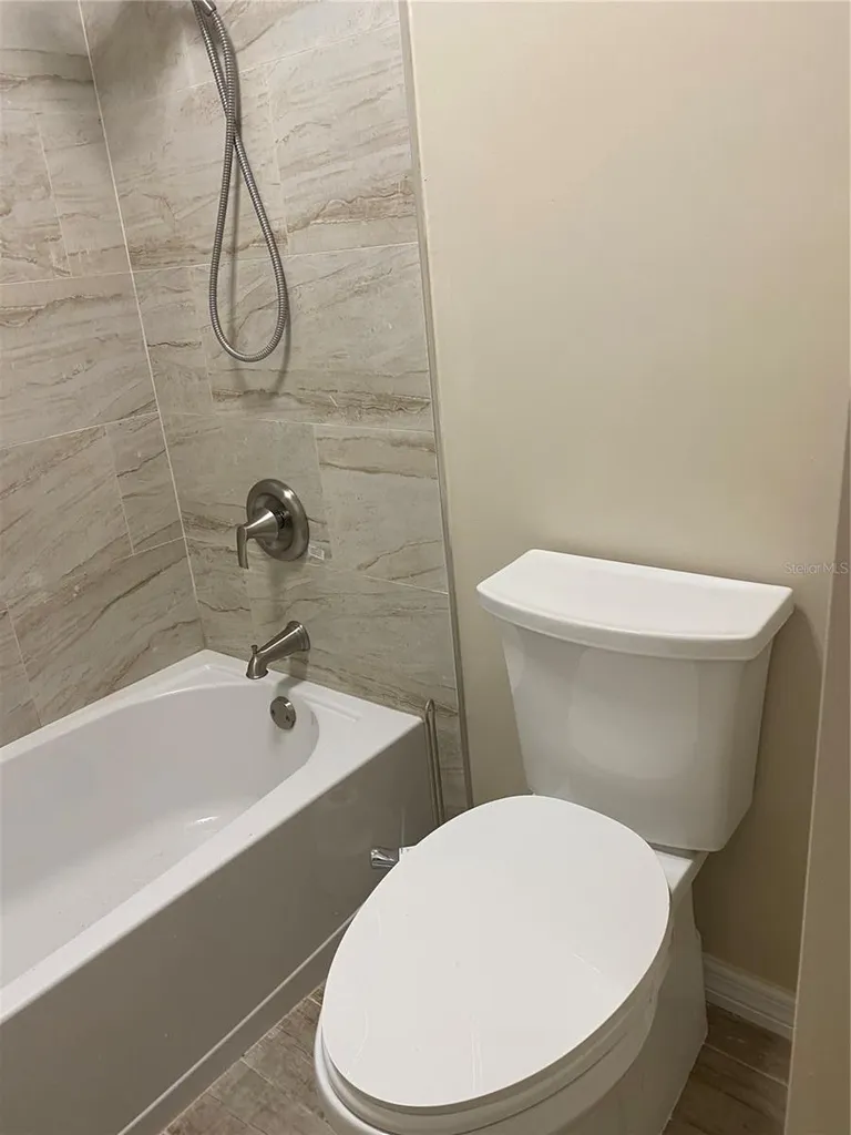 305 White Oak Drive Altamonte Springs FL 32701