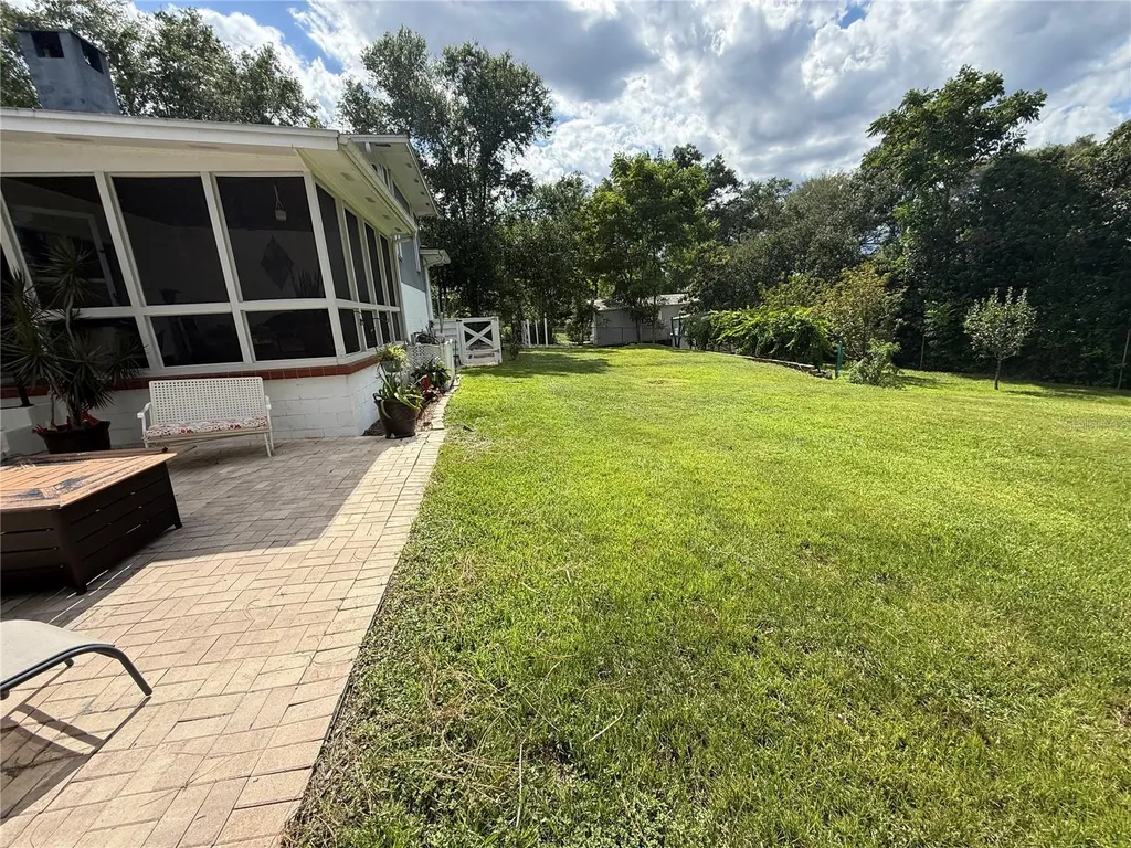 305 White Oak Drive Altamonte Springs FL 32701