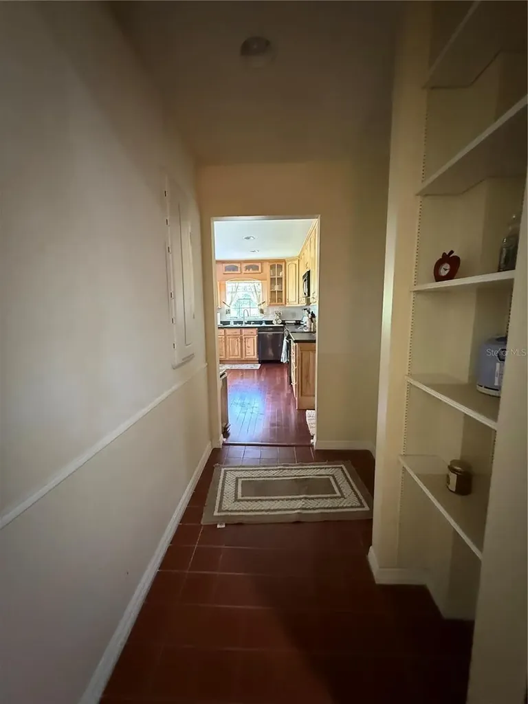 305 White Oak Drive Altamonte Springs FL 32701