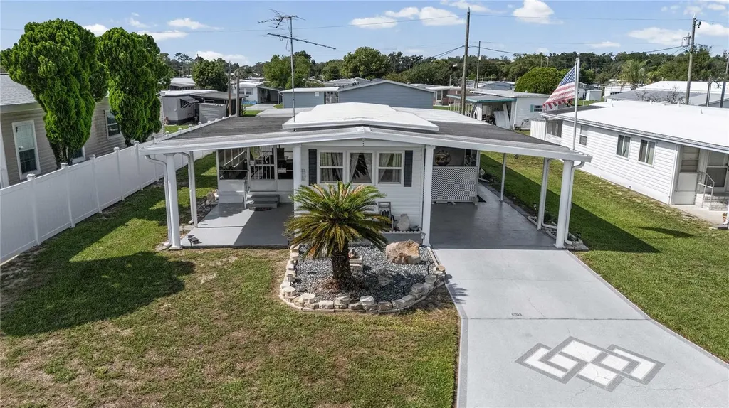 37250 Beverly Avenue Zephyrhills FL 33542