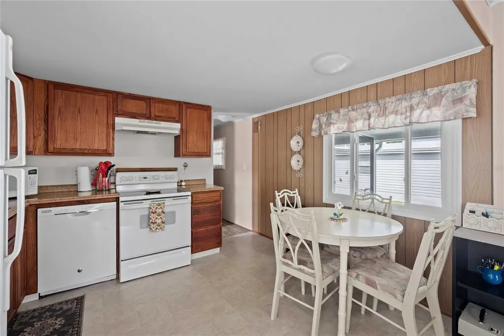 37250 Beverly Avenue Zephyrhills FL 33542