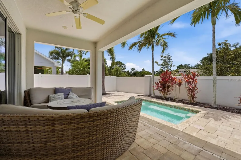 5518 Spanish Moss Cove Bradenton FL 34203