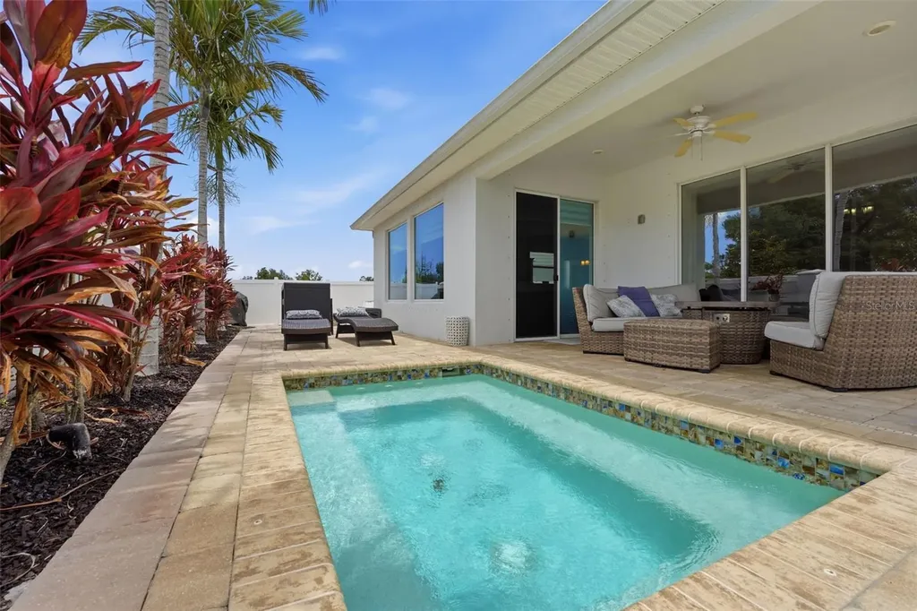 5518 Spanish Moss Cove Bradenton FL 34203