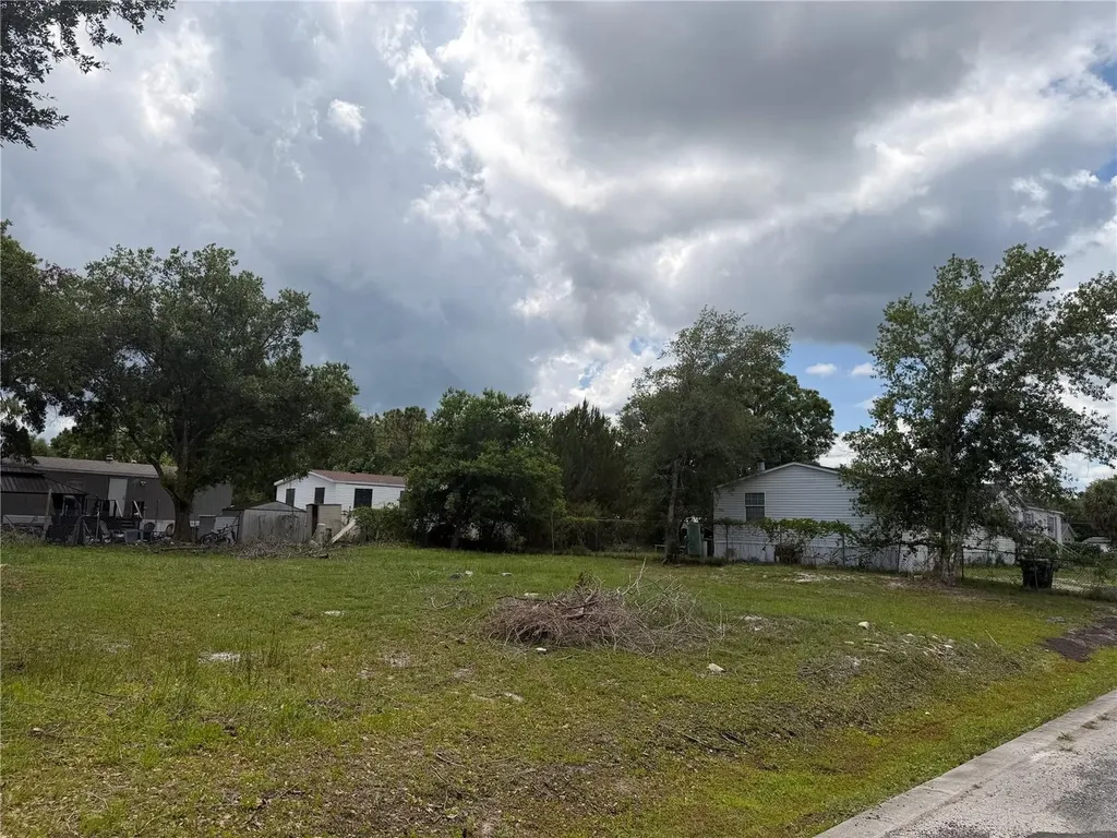 15TH Avenue Orlando FL 32833
