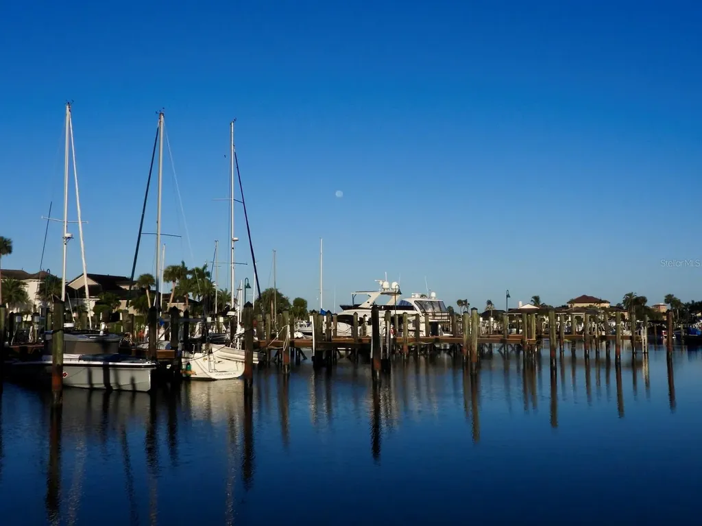 206 Four Knot Lane Osprey FL 34229