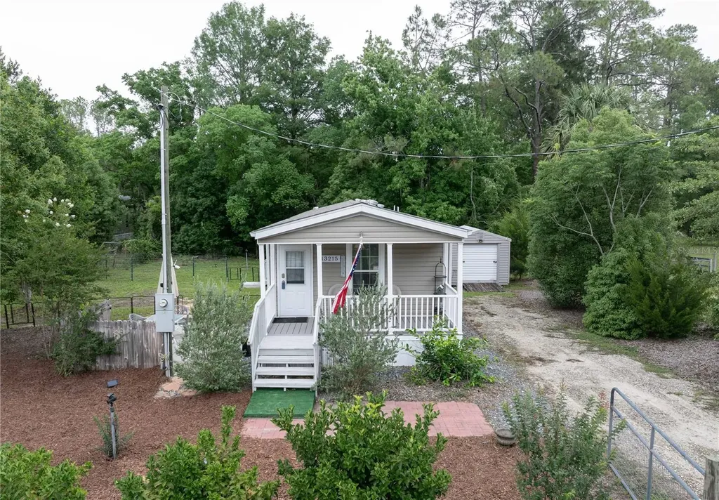 13215 NE 41st Street Silver Springs FL 34488
