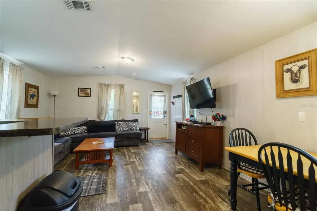 13215 NE 41st Street Silver Springs FL 34488