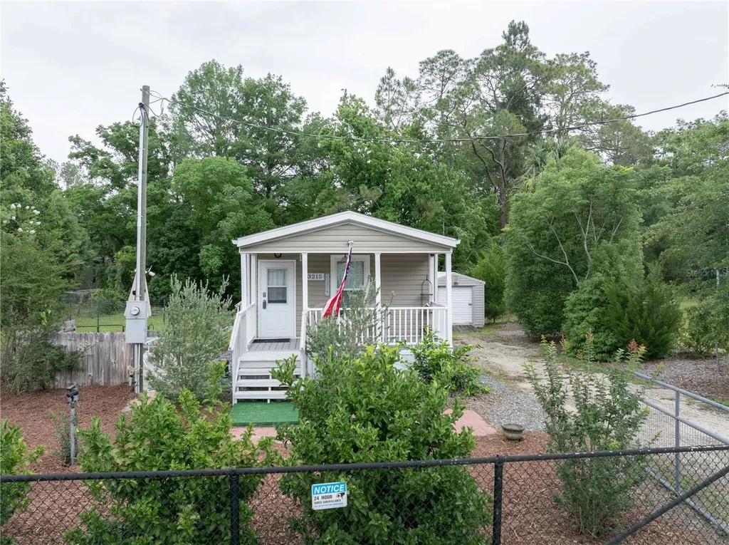 13215 NE 41st Street Silver Springs FL 34488