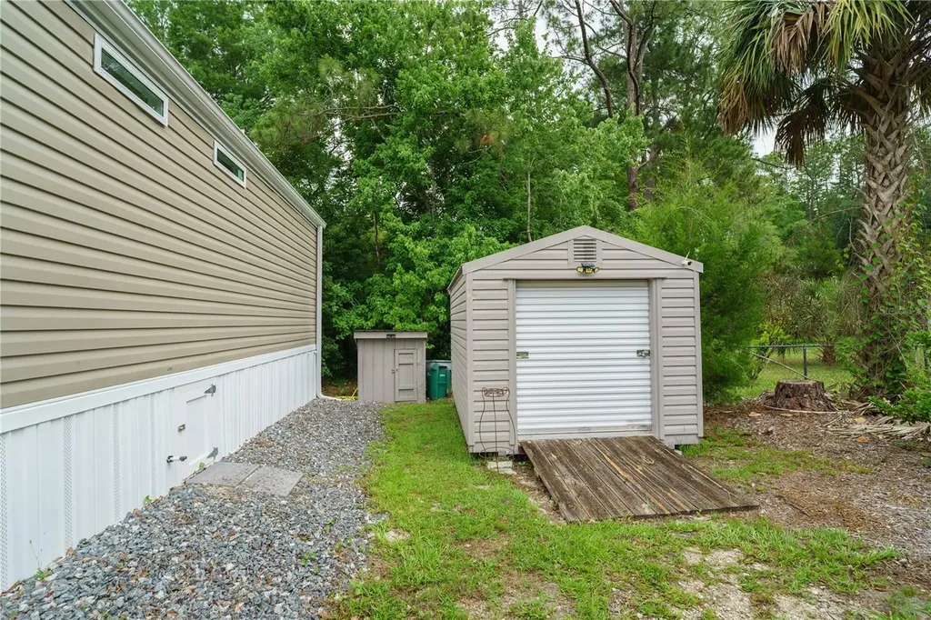 13215 NE 41st Street Silver Springs FL 34488