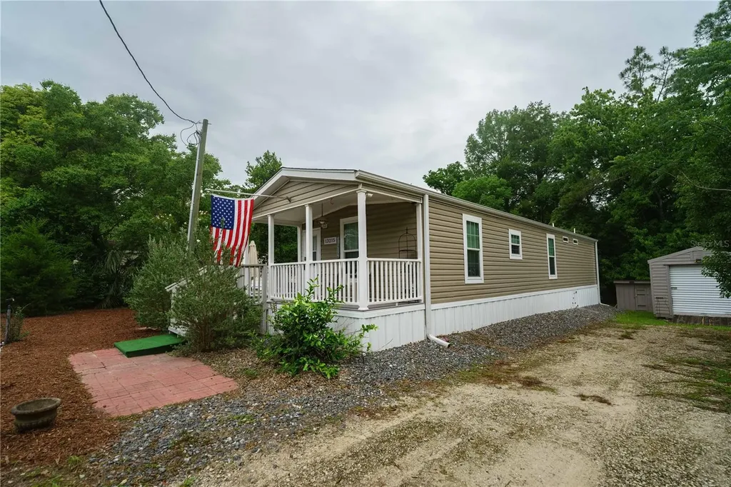 13215 NE 41st Street Silver Springs FL 34488