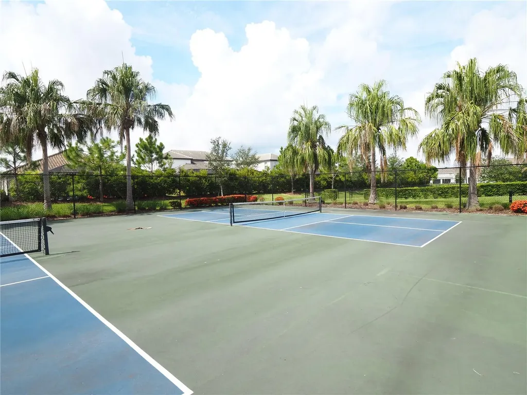 1722 Woodleaf Hammock Court Bradenton FL 34211