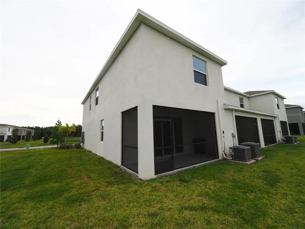 1722 Woodleaf Hammock Court Bradenton FL 34211
