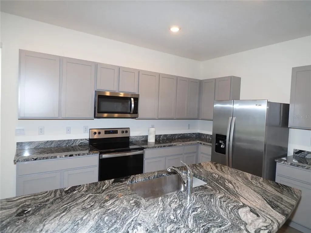 1722 Woodleaf Hammock Court Bradenton FL 34211