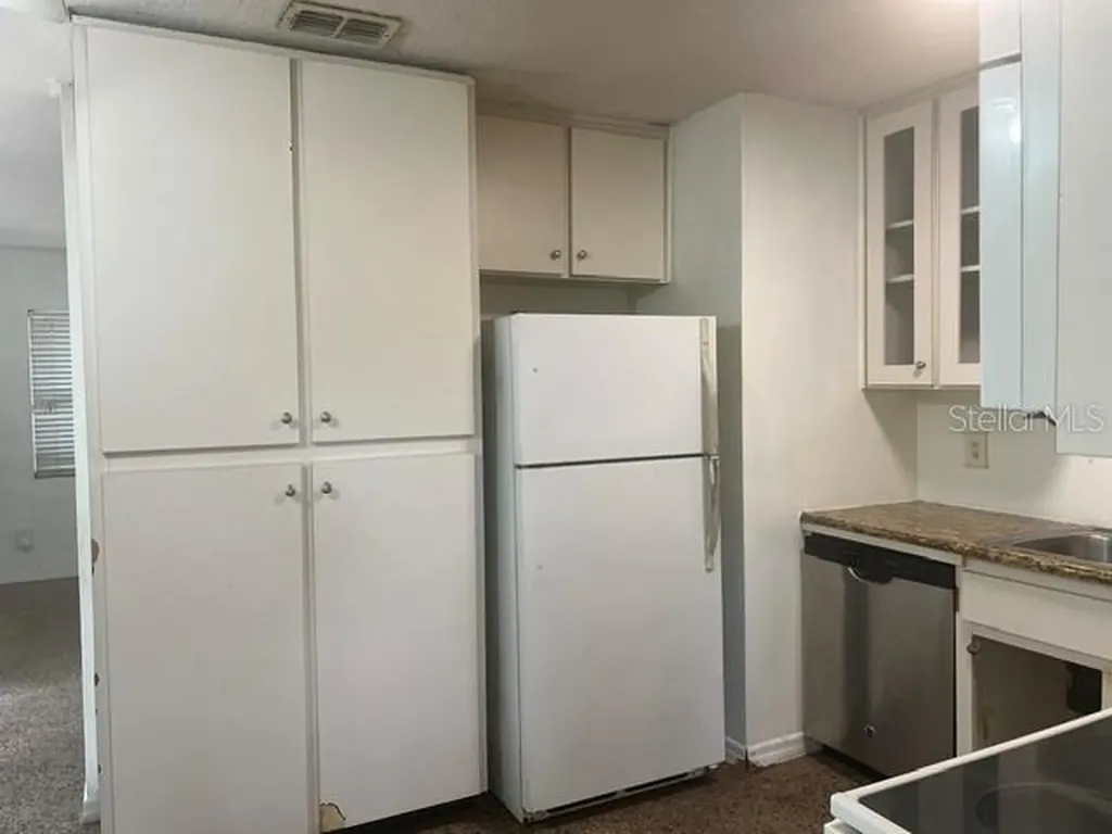 2211 E Amelia Street Orlando FL 32803