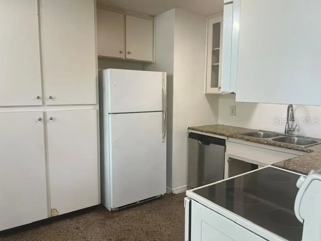 2211 E Amelia Street Orlando FL 32803