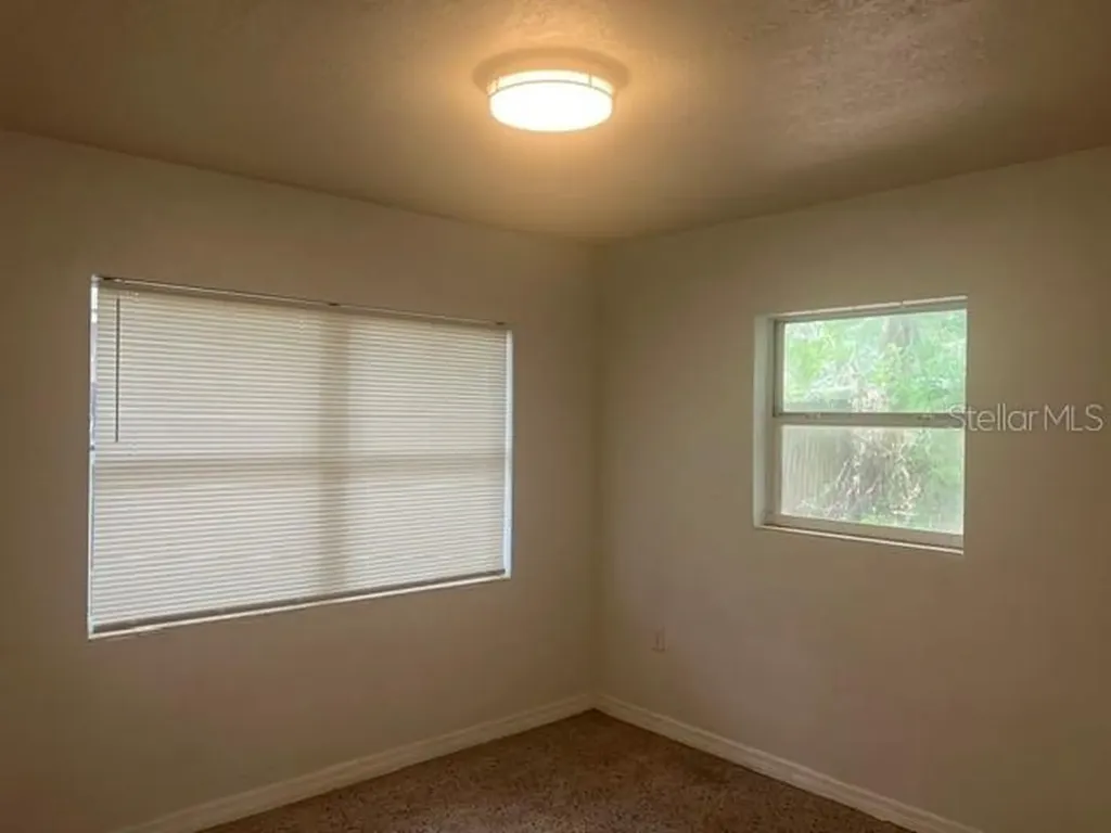 2211 E Amelia Street Orlando FL 32803