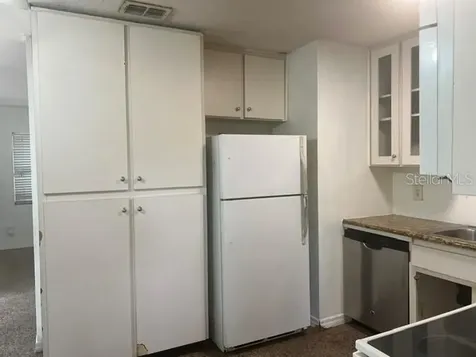 2211 E Amelia Street Orlando FL 32803