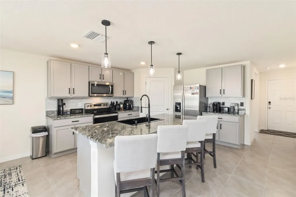 16673 Windmill Forge Pass Wimauma FL 33598