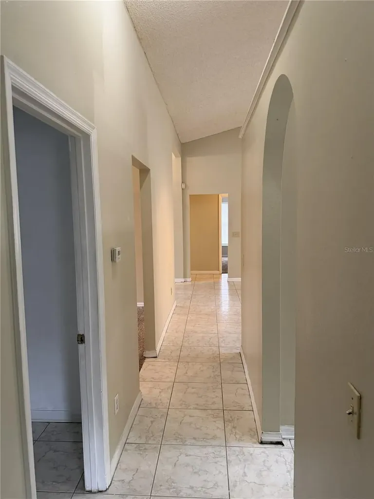 3733 Weetamoo Circle Orlando FL 32818