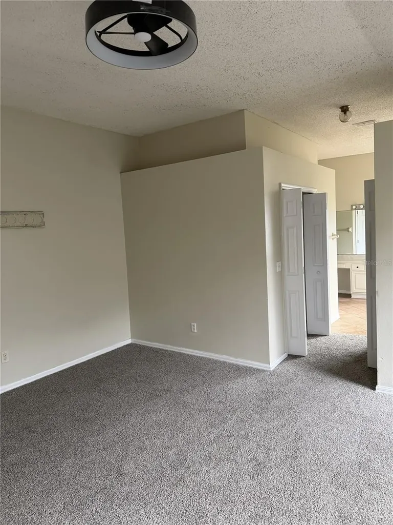 3733 Weetamoo Circle Orlando FL 32818