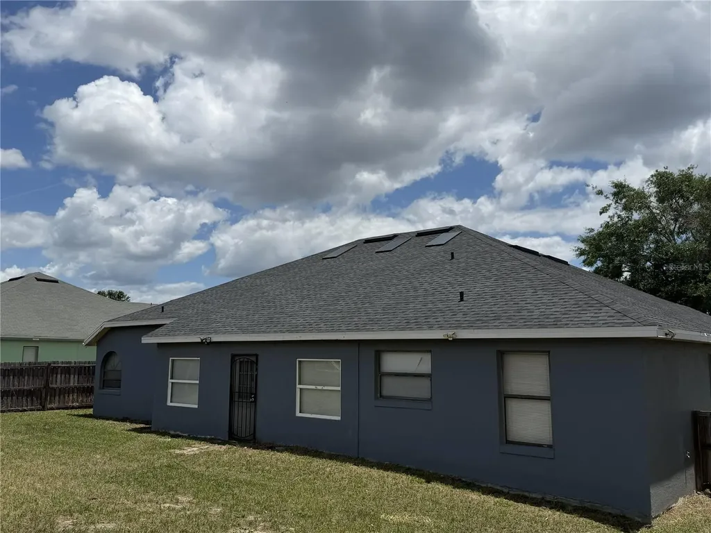 3733 Weetamoo Circle Orlando FL 32818