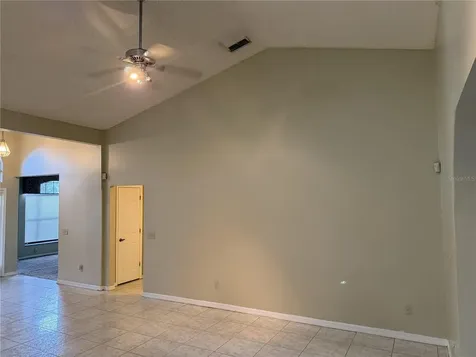 3733 Weetamoo Circle Orlando FL 32818