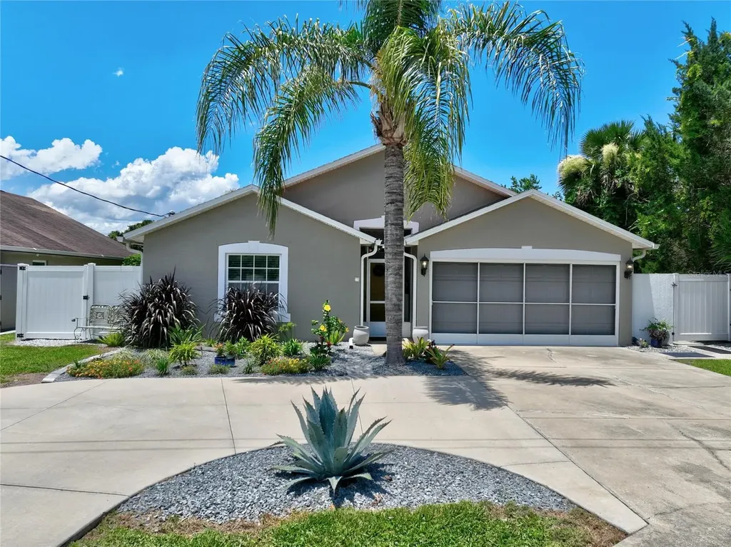 15 Comet Court Palm Coast FL 32137