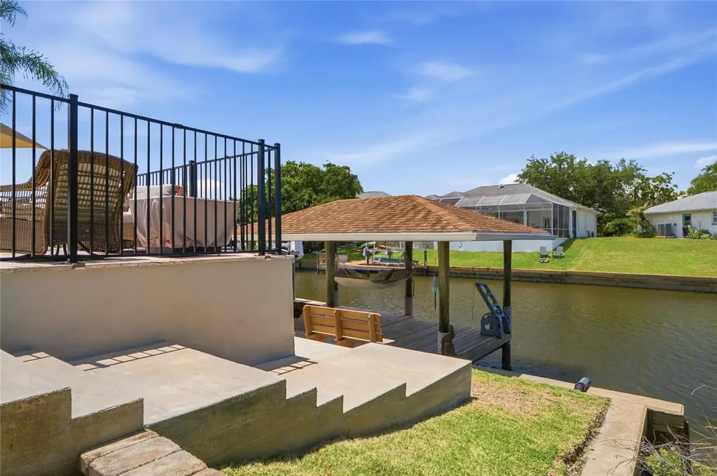 15 Comet Court Palm Coast FL 32137