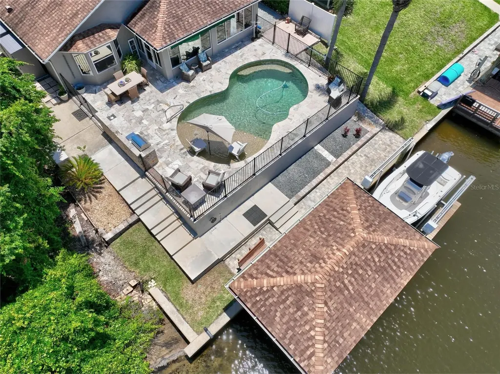 15 Comet Court Palm Coast FL 32137