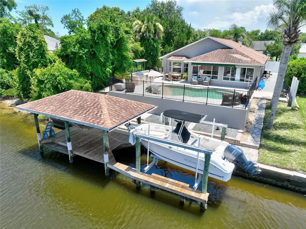 15 Comet Court Palm Coast FL 32137