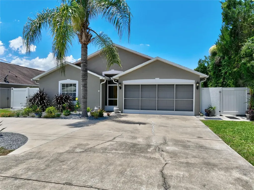 15 Comet Court Palm Coast FL 32137