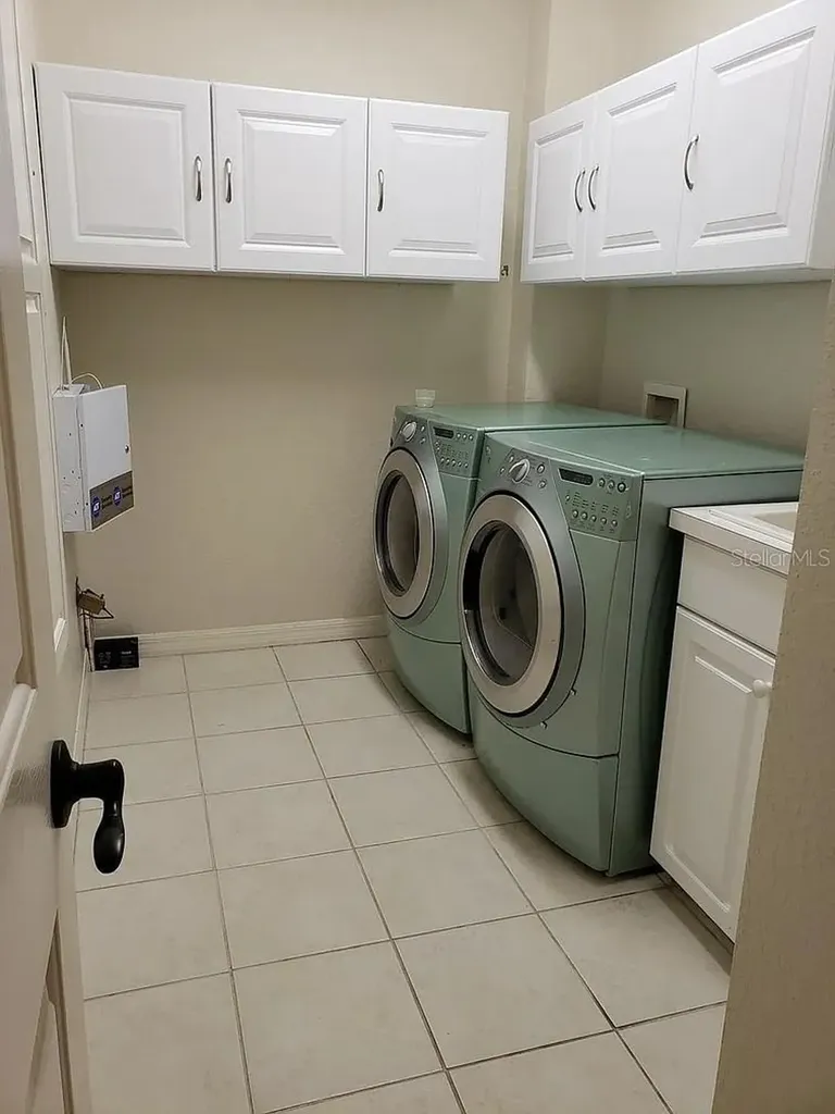 2889 Bayshore Trails Drive Tampa FL 33611