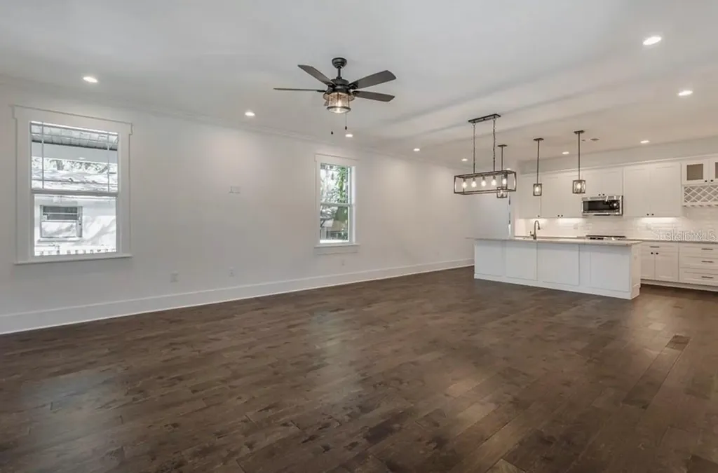 5813 N 18th Street Tampa FL 33610