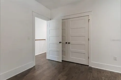 5813 N 18th Street Tampa FL 33610