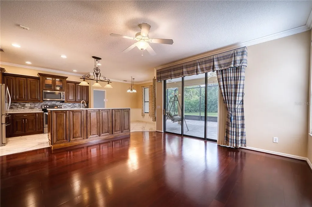 4252 Mackay Falls Terrace Sarasota FL 34243