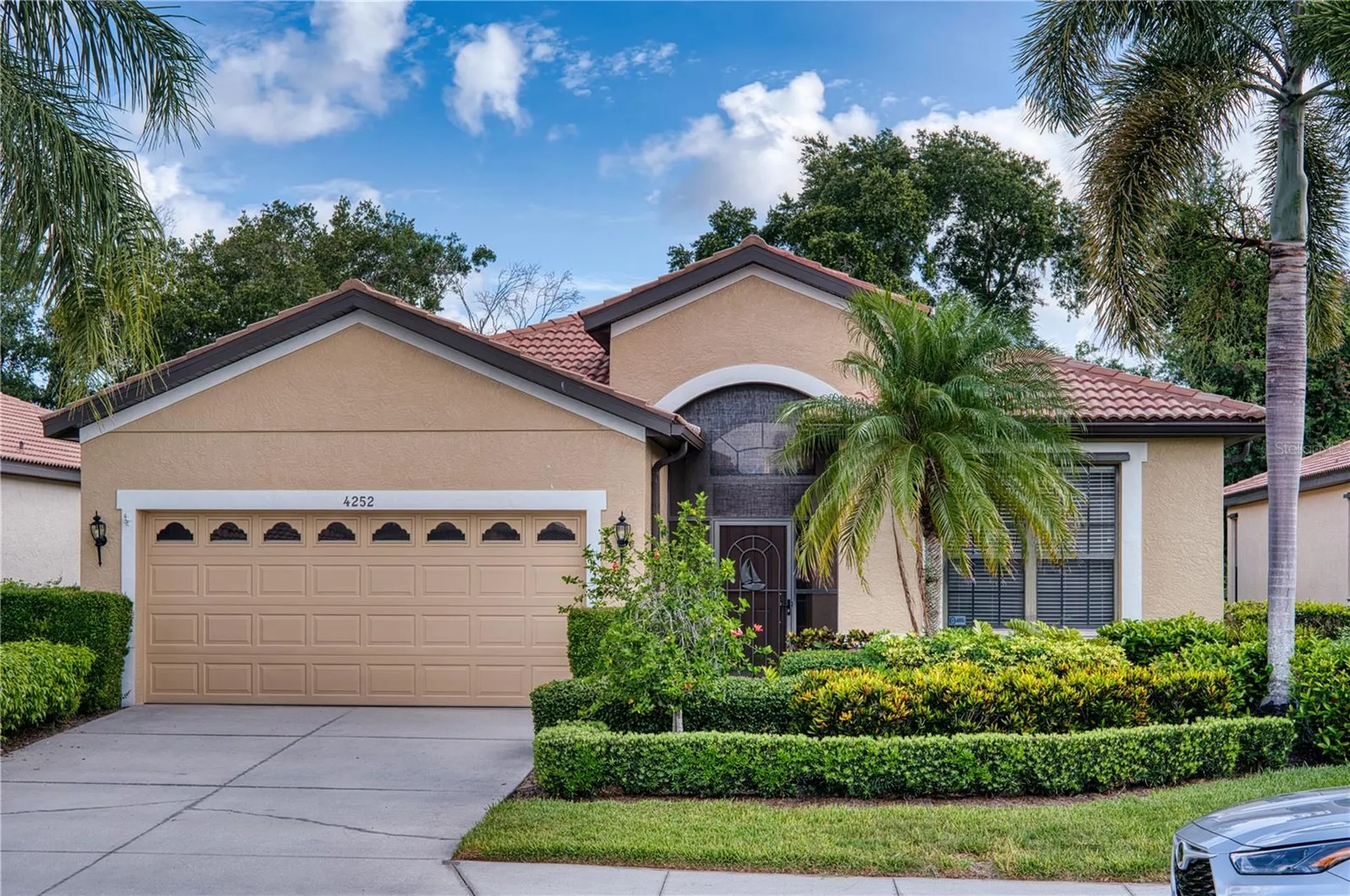 4252 Mackay Falls Terrace Sarasota FL 34243