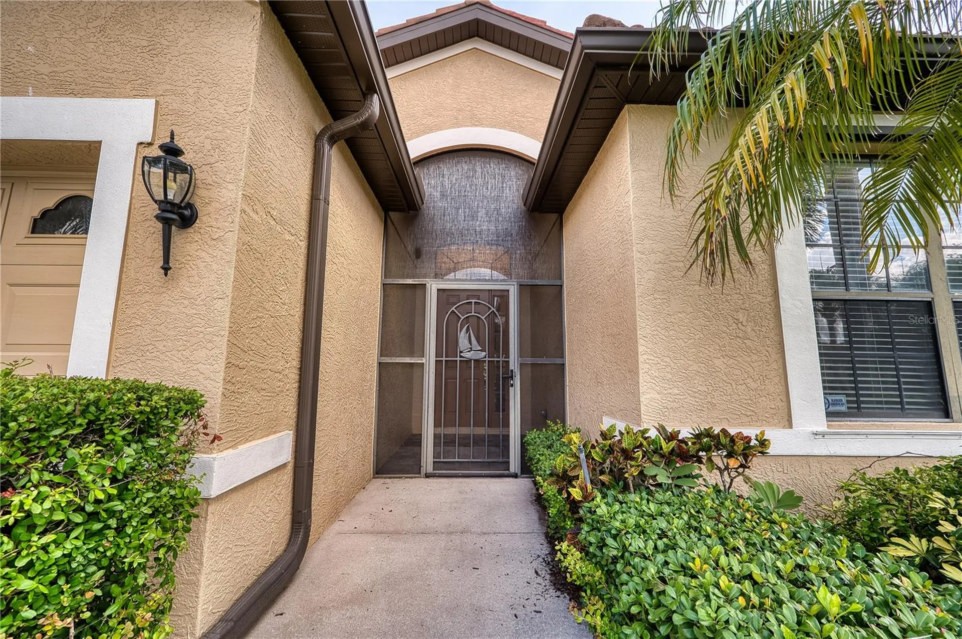 4252 Mackay Falls Terrace Sarasota FL 34243