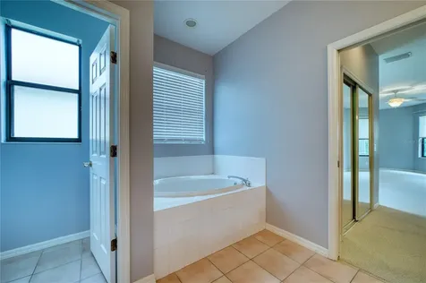 4252 Mackay Falls Terrace Sarasota FL 34243