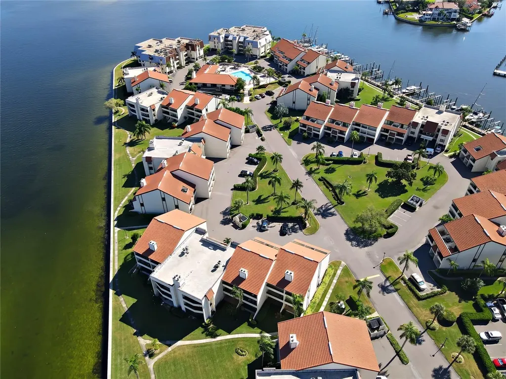 103 1st Street E Tierra Verde FL 33715