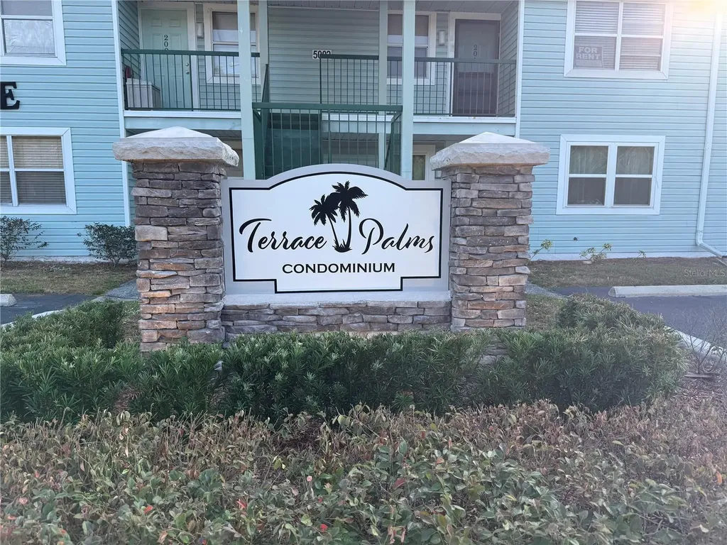 5054 Terrace Club Lane Tampa FL 33617