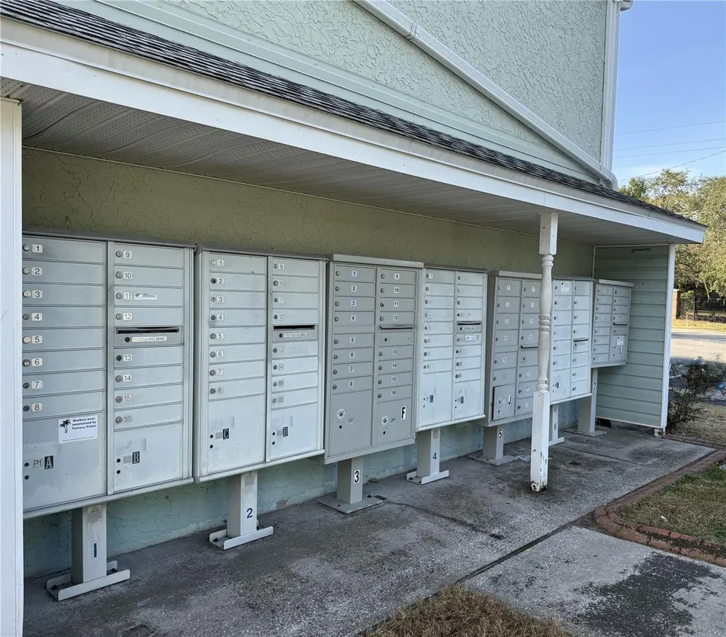 5054 Terrace Club Lane Tampa FL 33617
