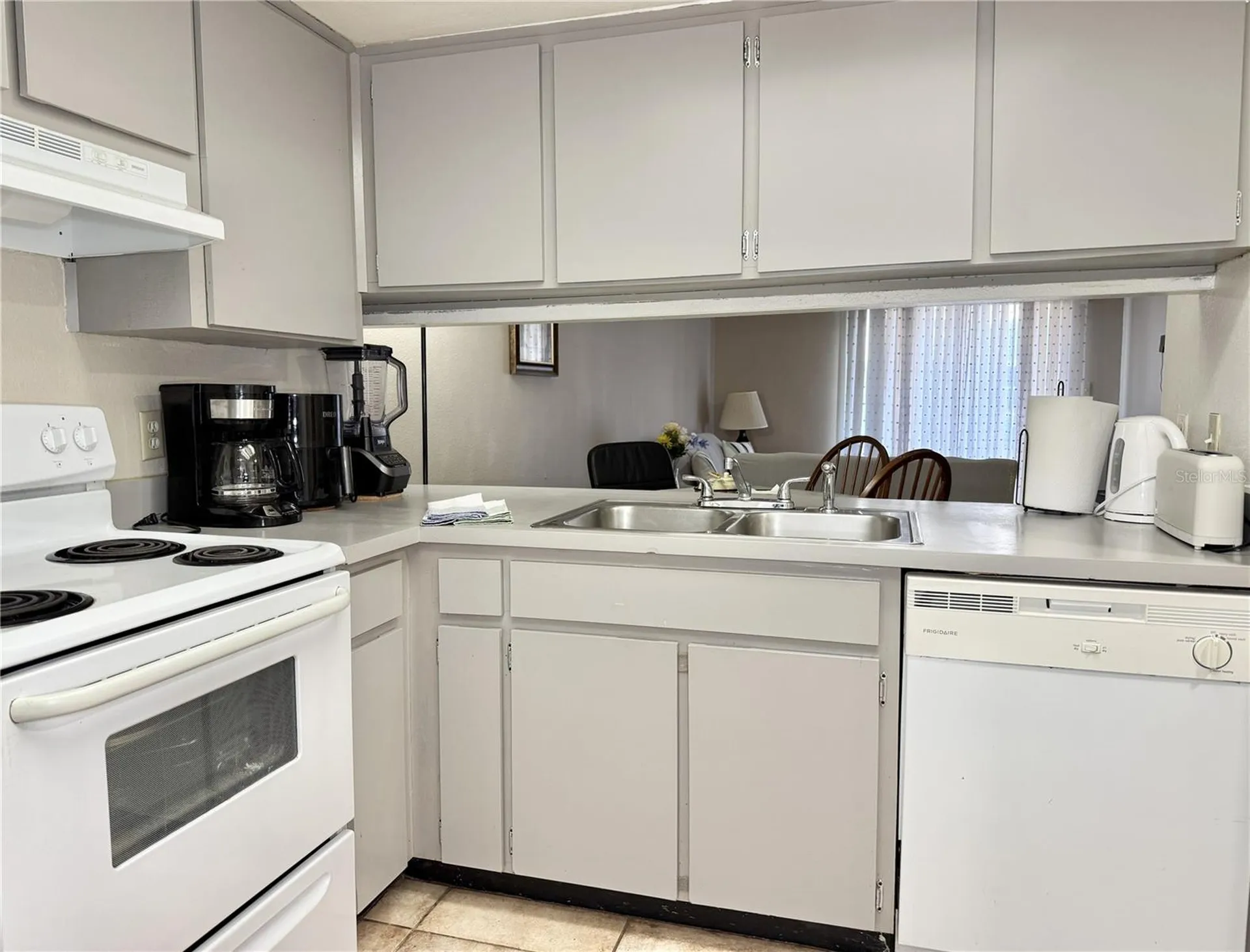 5054 Terrace Club Lane Tampa FL 33617