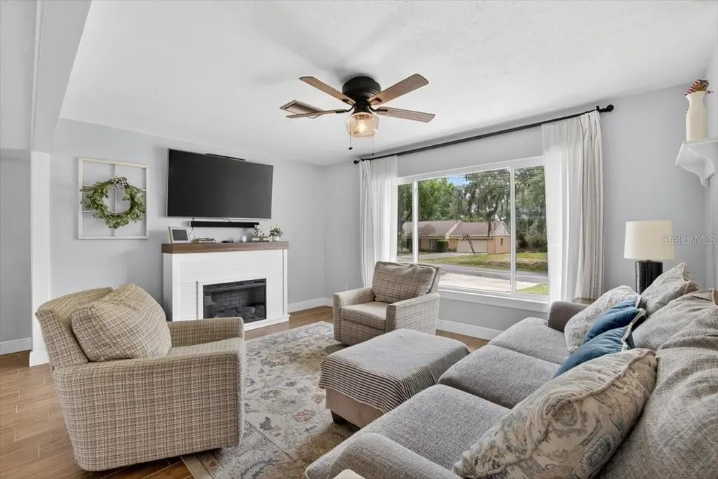 115 W Brentridge Drive Brandon FL 33511