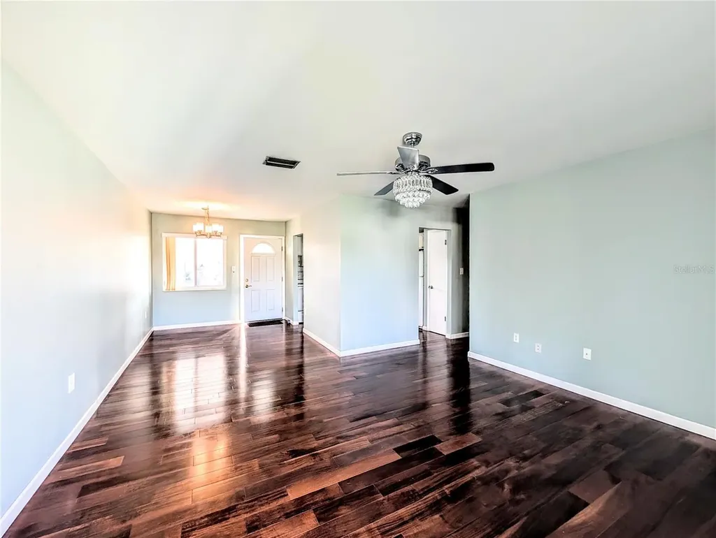 5922 Garden Lane Bradenton FL 34207