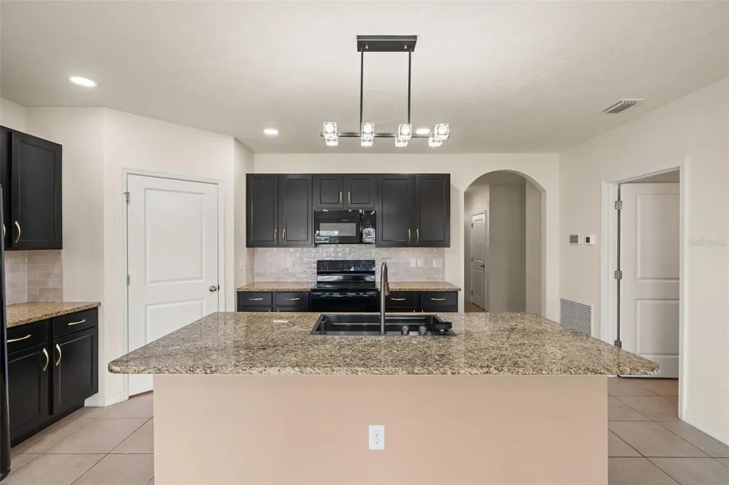 16443 Little Garden Drive Wimauma FL 33598
