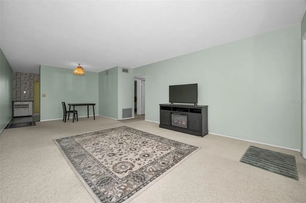 2072 Australia Way W Clearwater FL 33763