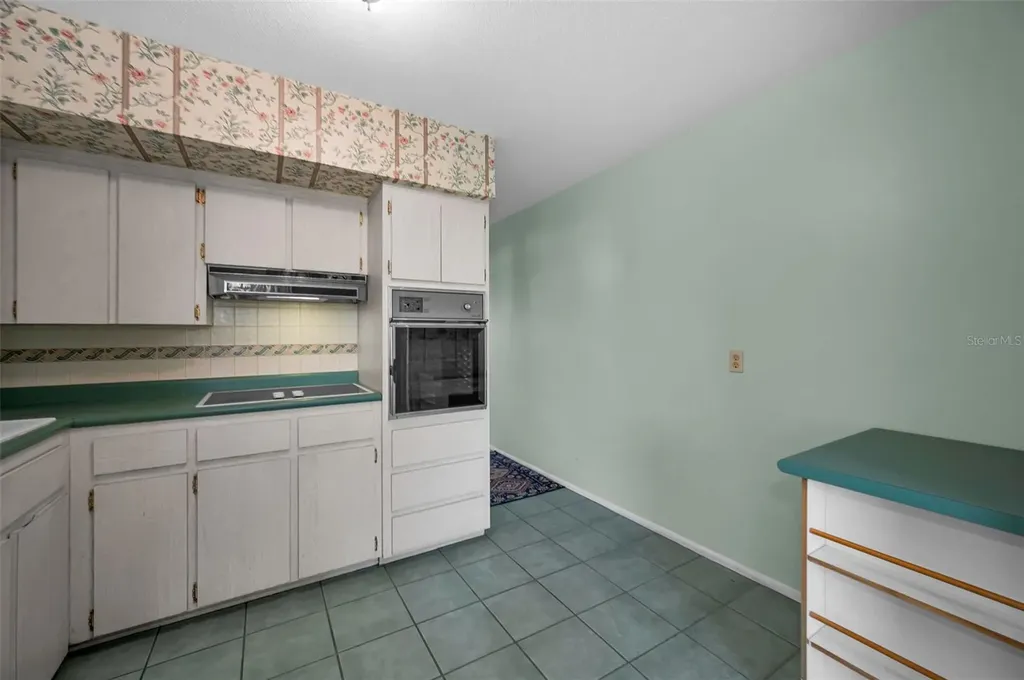 2072 Australia Way W Clearwater FL 33763