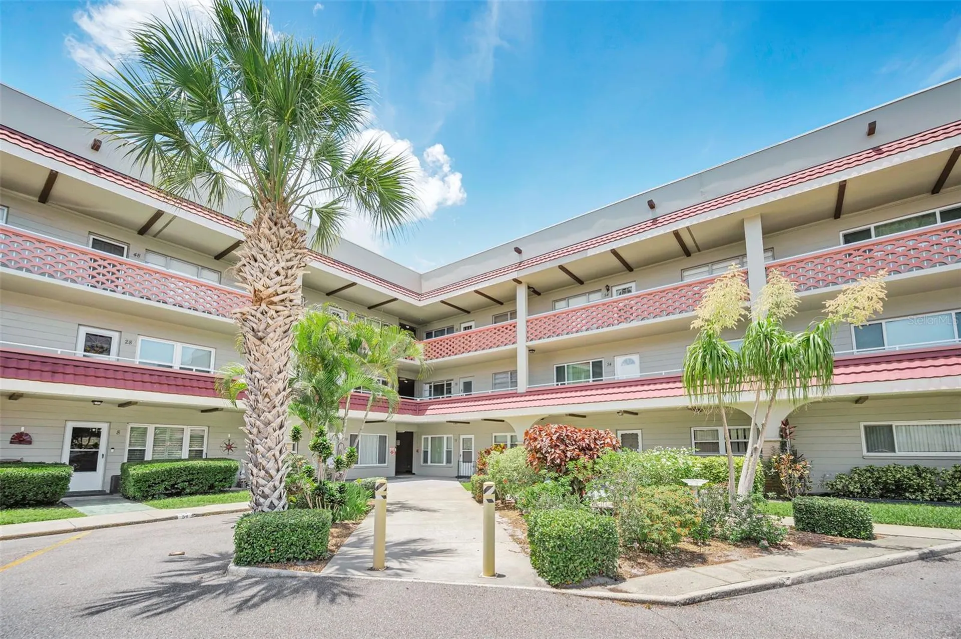 2072 Australia Way W Clearwater FL 33763
